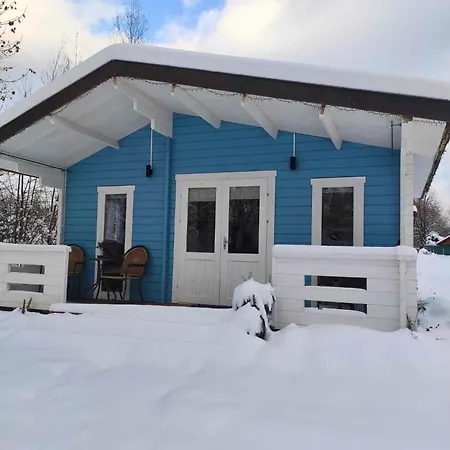 Caloroczny Na Wylacznosc Niebieska Osada Nad Gorskim Potokiem Stary Waliszow