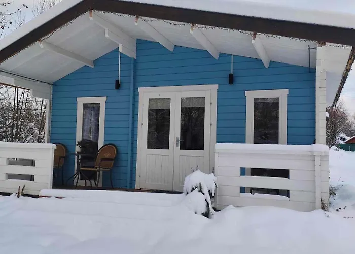 Caloroczny Na Wylacznosc Niebieska Osada Nad Gorskim Potokiem Stary Waliszow